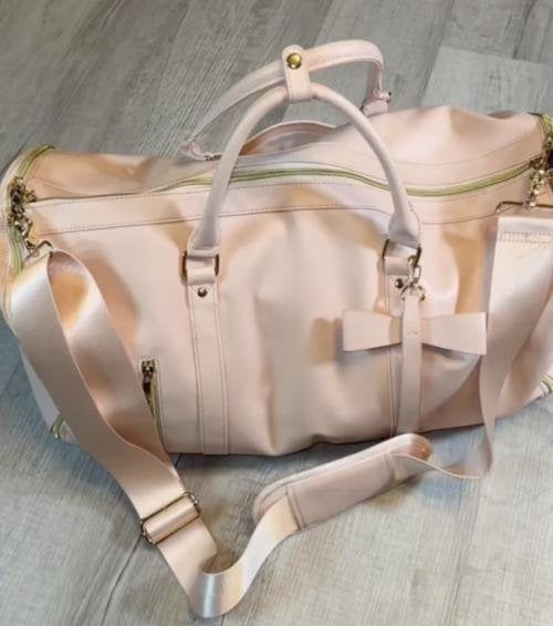 Gonzalo H. — Elvena travel bag