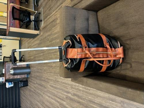Polly F. — Elvena travel bag