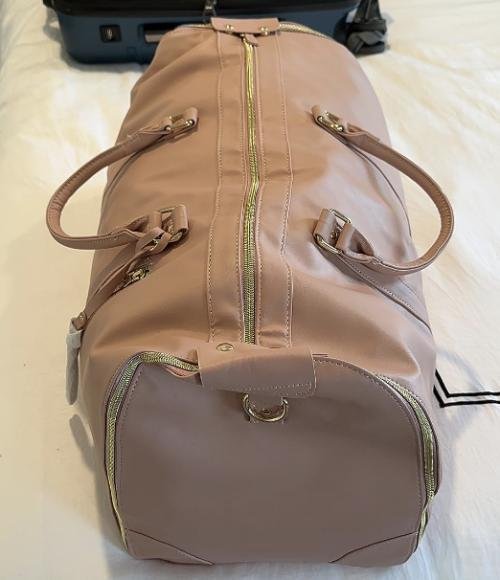 Melissa B. — Elvena travel bag
